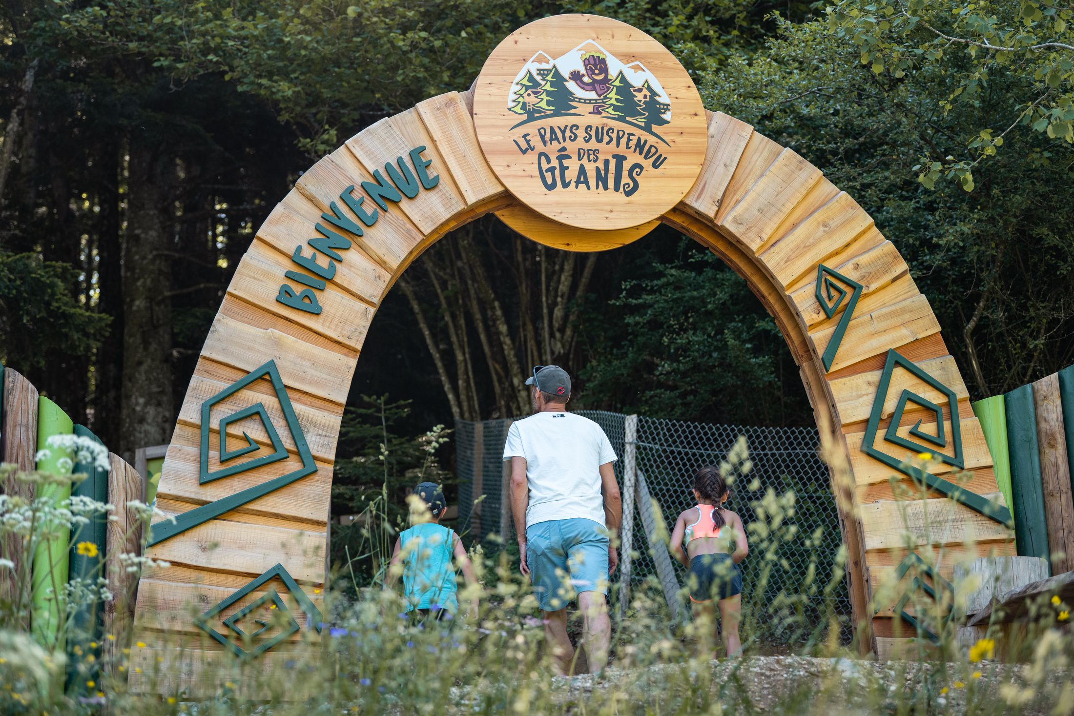 photo de l'entrée du parc du pays suspendu des géants à aillons margériaz 